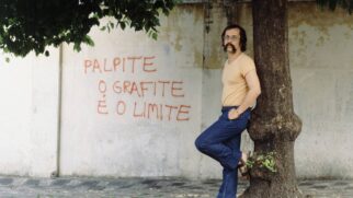 Poeta morreu aos 44 anos, em 7 de junho de 1989, em decorrência de complicações de uma cirrose hepática
