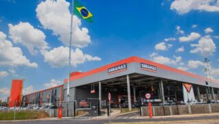A Obramax é um dos maiores atacados de materiais de construção do Brasil