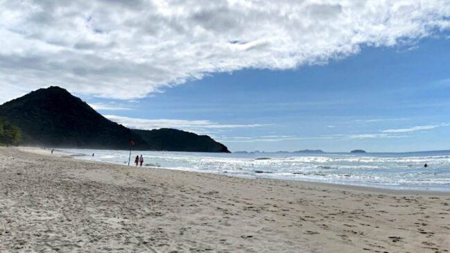 Praia de Itamambuca, em Ubatuba, foi uma das eleitas para se tornar santuário do surfe no Brasil