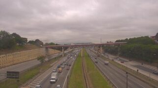 Congestionamento chega a quase 1 hora nas rodovias que entram em São Paulo