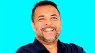 André Sanches (UNIÃO) foi eleito neste domingo (6/10) prefeito da cidade de Cananéia