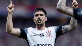 Corinthians enfrenta, neste sábado, o Internacional pelo Brasileirão Série A