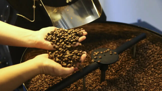 Abra o olho, consumidor! Com os preços recordes no mercado internacional, acaba de chegar ao mercado ao "café fake"