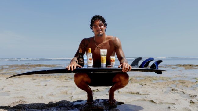 O surfista brasileiro Gabriel Medina, campeão mundial e medalhista olímpico
