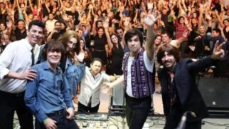 Cover dos Beatles faz apresentação gratuita