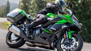 Nova Kawasaki conta com marchas alongadas e novo disco traseiro