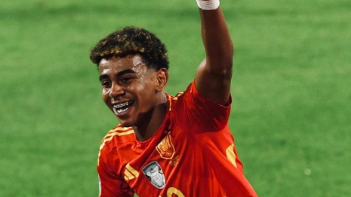 Lamine Yamal é o ganhador do Prêmio Kopa, melhor jogador com menos de 21 anos. /Foto: Reprodução/Redes sociais
