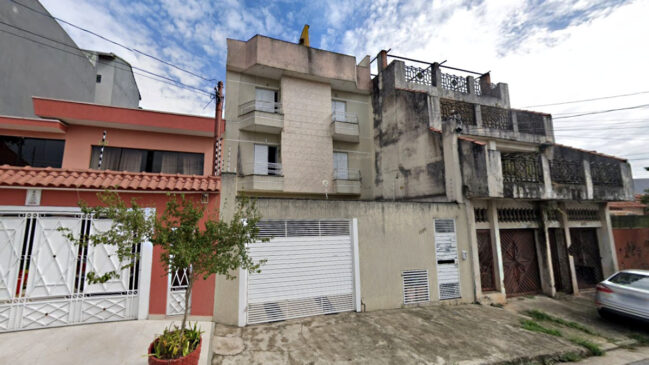 Apartamento leiloado fica no Condomínio Conjunto Residencial Elizabet