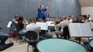 Projeto oferece espetáculo que mostra como a música pode transformar todo um universo