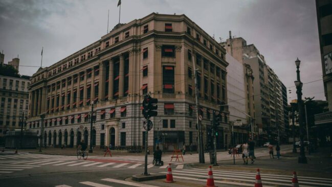 A caminhada terá duração estimada de 1h30 e o ponto de encontro será no Shopping Light