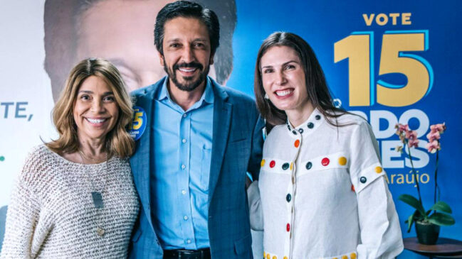Cris Monteiro, Ricardo Nunes e Marina Helena, durante o encontro na tarde desta segunda