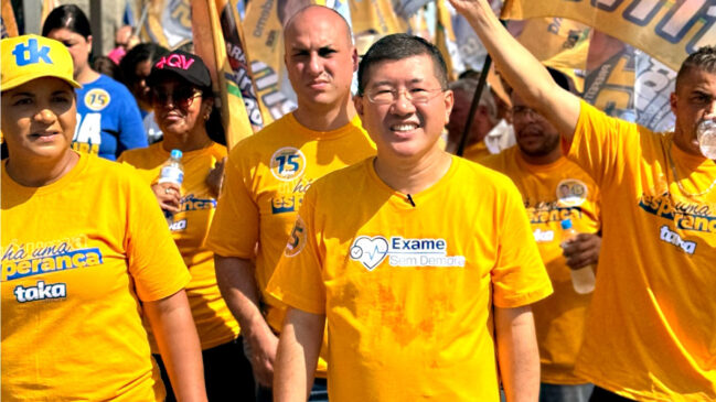 Taka Yamauchi durante campanha eleitoral em 2024