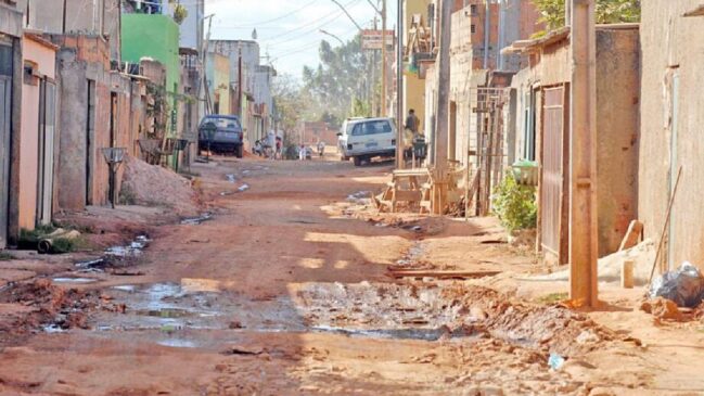 Moradores na Baixada estão distribuídos em 191 núcleos habitacionais desses gêneros