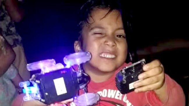 Ryan da Silva Andrade Santos, de 4 anos, foi atingido por uma bala perdida durante troca de tiros entre polícia e suspeitos