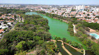 Considerado o 10&ordm; maior município brasileiro em Produto Interno Bruto (PIB), o lugar impulsiona o desenvolvimento do interior paulista e é conhecido como o "Vale do Silício brasileiro".