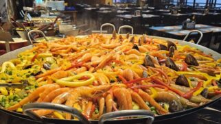 Paella marinera é uma das opções do cardápio