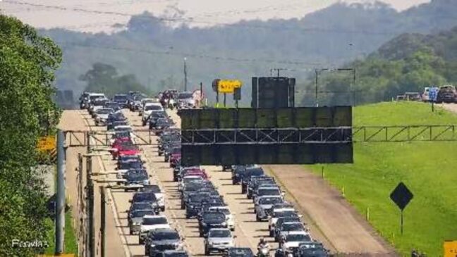 Congestionamento nas rodovias do SAI é causado pelo excesso de veículos