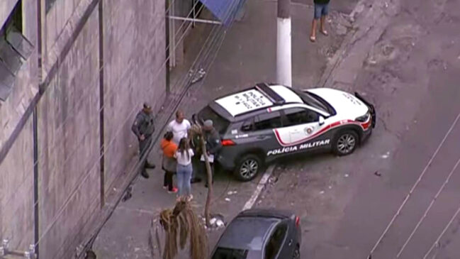 Polícia Civil de São Paulo encontrou o corpo de um homem esquartejado dentro de três sacos de lixo nesta quarta-feira