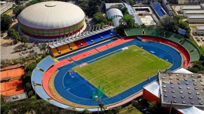 Governo firma contrato de reforma do estádio Ícaro de Castro Mello