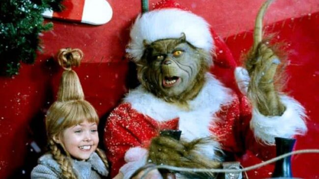 Protagonizado por Jim Carrey, O Grinch é um dos filmes natalinos mais tradicionais de todos os tempos