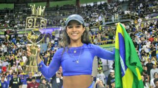 Rayssa se torna a única tricampeã da liga no feminino