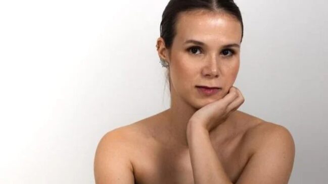 Jeniffer destacou que a situação a deixou muito chateada, principalmente pela falta de apoio da companhia aérea
