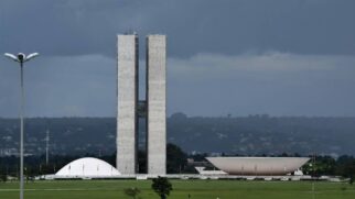 As famílias são donas dos partidos
