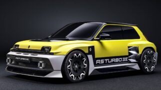 Renault 5 Turbo 3E é um hot hatch 100% elétrico com design retrô-futurista e tomada de recarga eminentemente moderna