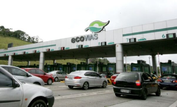 Sistema Anchieta-Imigrantes registra congestionamentos e lentidão em vários trechos