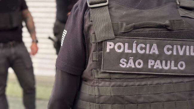 Ação desta terça-feira é coordenada por policiais do DHPP