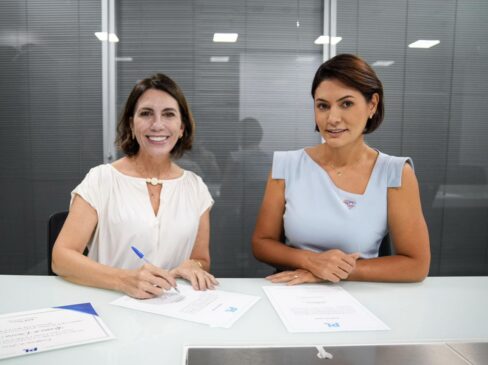 Segundo Rosana Valle, a ex-primeira-dama Michelle Bolsonaro a auxiliou na elaboração do projeto