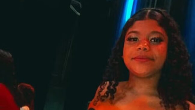 Victoria Manuely dos Santos, de 16 anos, foi atingida com um tiro no tórax