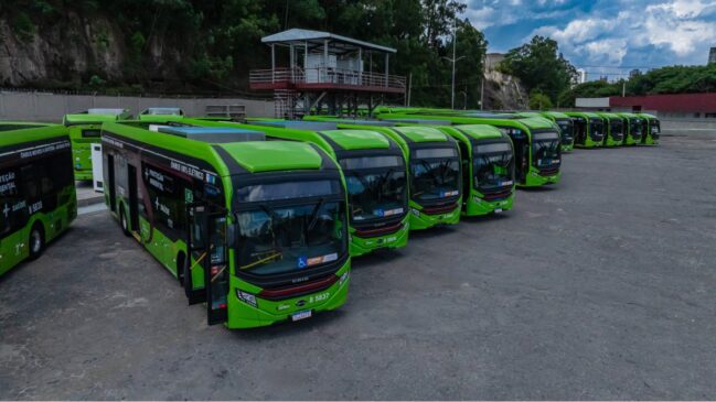 Ônibus do modelo BYD D9W promovem uma economia significativa para operadores de transporte público