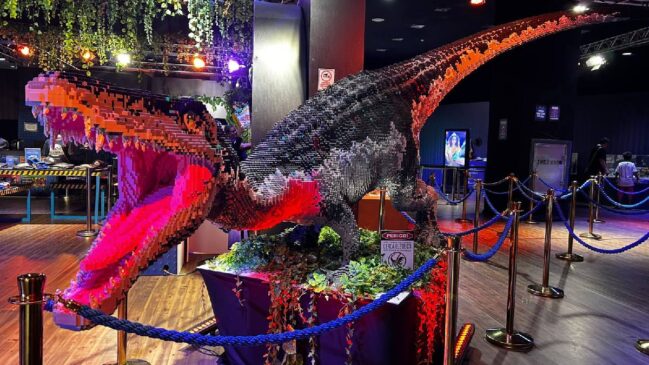 Uma das principais atrações da exposição é o dinossauro Baryonyx