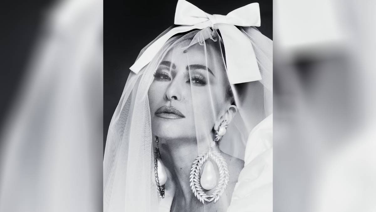 Noiva usou vestido assinado pelo estilista Giambattista Valli