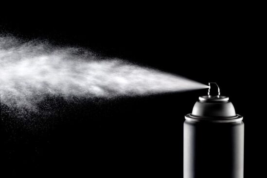 Ciência avança e em breve uma nova vacina pode ser testada no Brasil; imunização seria em aerosol