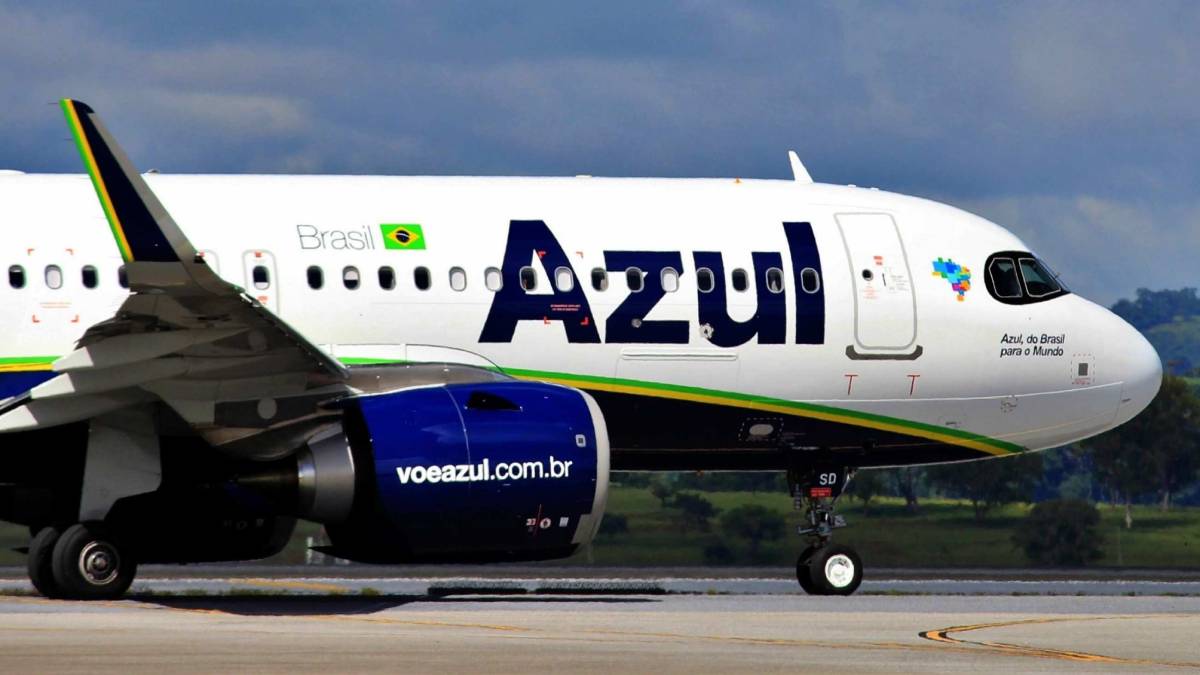Máscaras de oxigênio foram acionadas para os passageiros, preventivamente