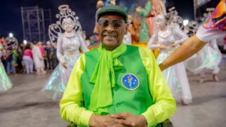 Carlão foi um dos fundadores da escola de samba Unidos do Peruche