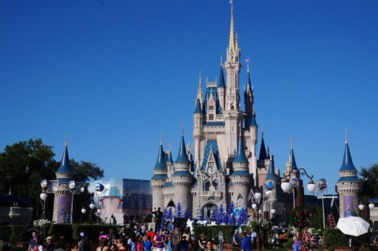 Promoção que pode te levar para a Disney ocorre desde esta terça-feira (6/2) a 18 de maio