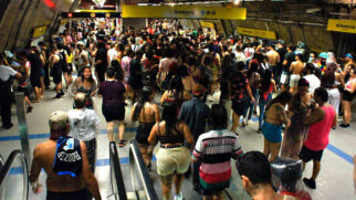Estações de metrô vão funcionar 24 horas durante a folia paulistana