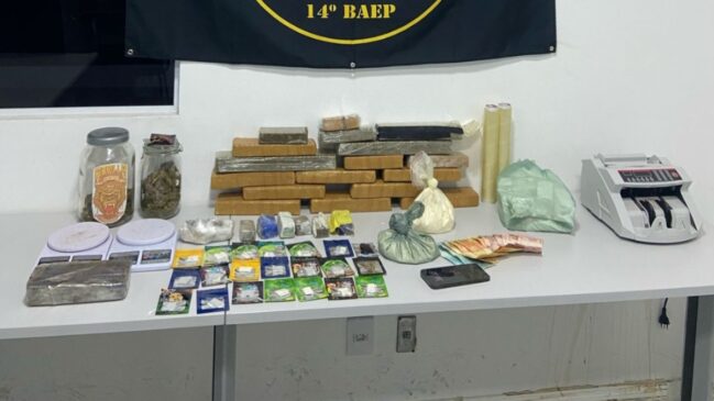 Ação apreendeu cocaína, ice, skunk, crack, maconha e dinheiro em espécie
