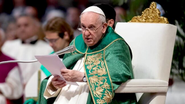 Informação do diagnóstico foi confirmada pelo Vaticano nesta terça-feira (18/2)