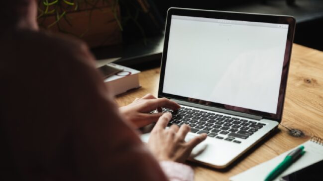 Além disso, tecnologias antes inacessíveis, como robótica e automação, se tornarão comuns