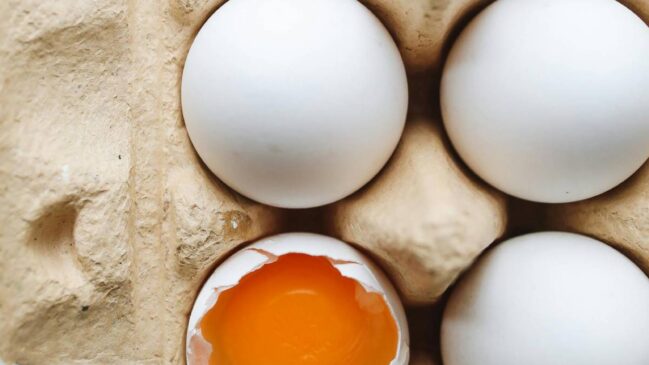 Demanda tradicionalmente aumenta porque parte dos cristãos substitui as carnes vermelhas pelos ovos