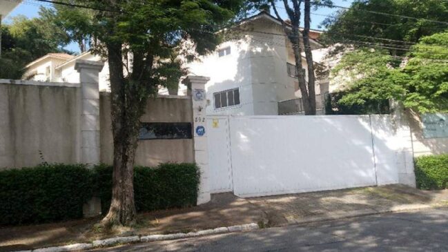 Entre os destaques do leilão está uma casa de alto padrão no bairro Jardim Franca (foto), em São Paulo