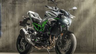 Disponível nas cores vermelha ou verde, a Z900 padrão tem preço público sugerido de R$ 62.690, com frete incluso