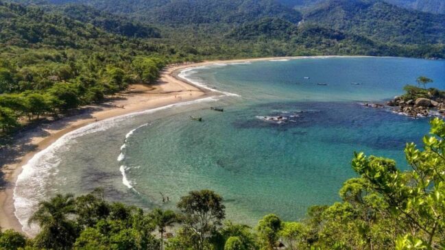 Ilhabela retoma taxa para turistas após anos