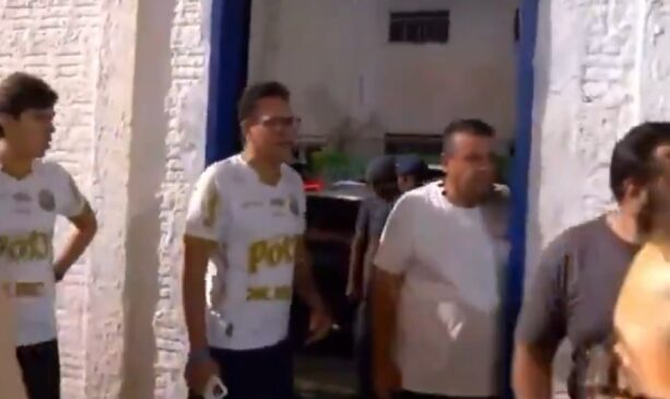Vice-prefeito Fábio Marcondes durante discussão neste domingo