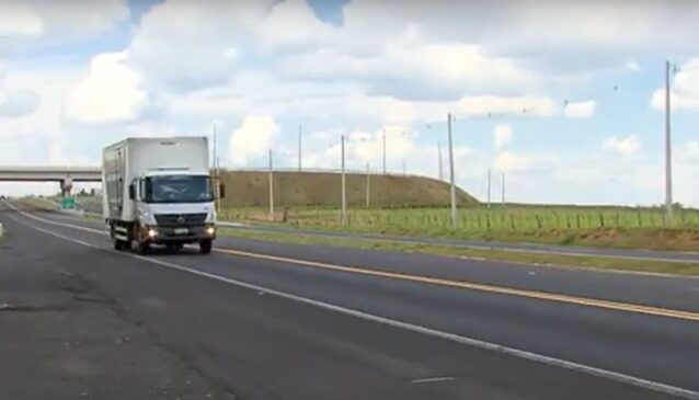 Rodovia Rachid Rayes, no interior de São Paulo