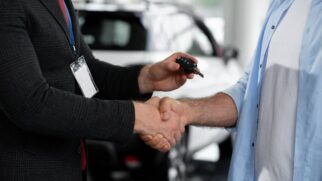 Início de ano é bom momento para negociar automóveis